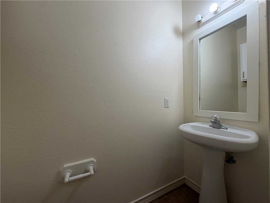 14901 Windward Dr Property Photo 17