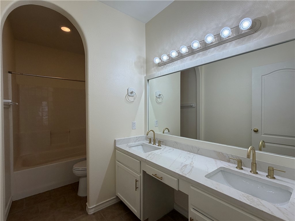14901 Windward Dr Property Photo 25