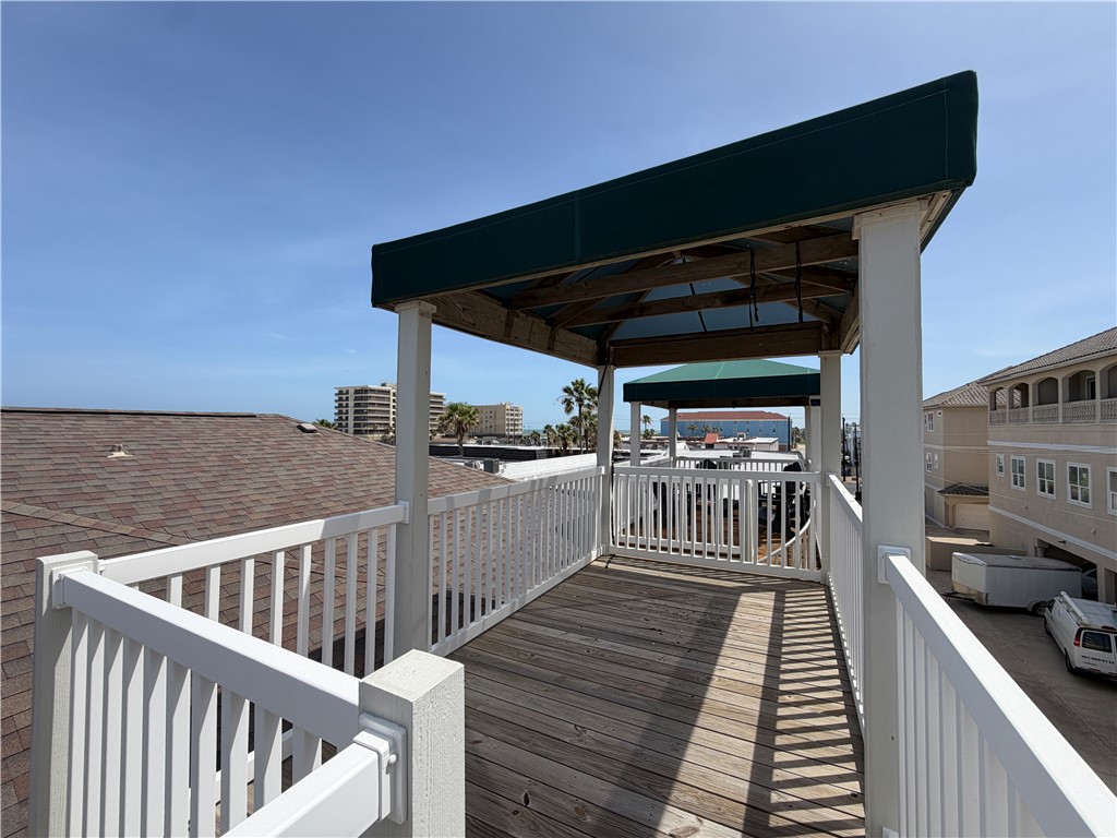 14901 Windward Dr Property Photo 36