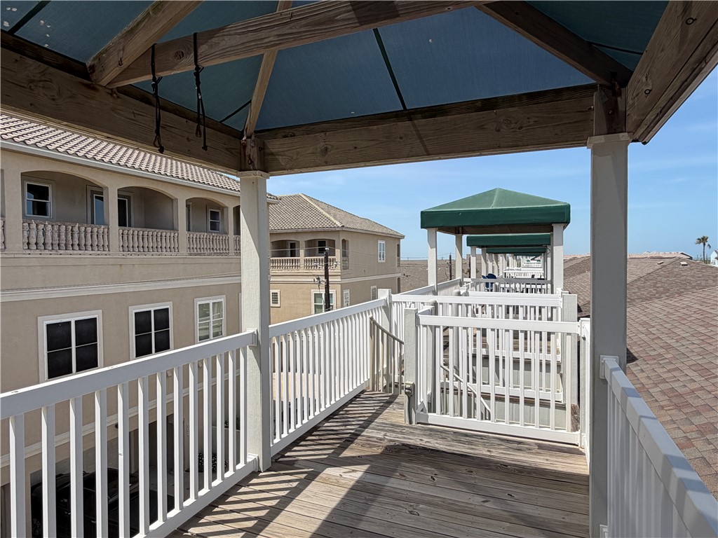 14901 Windward Dr Property Photo 38