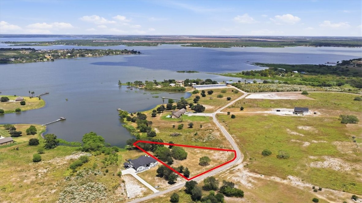 0 Pakuna Property Photo 1