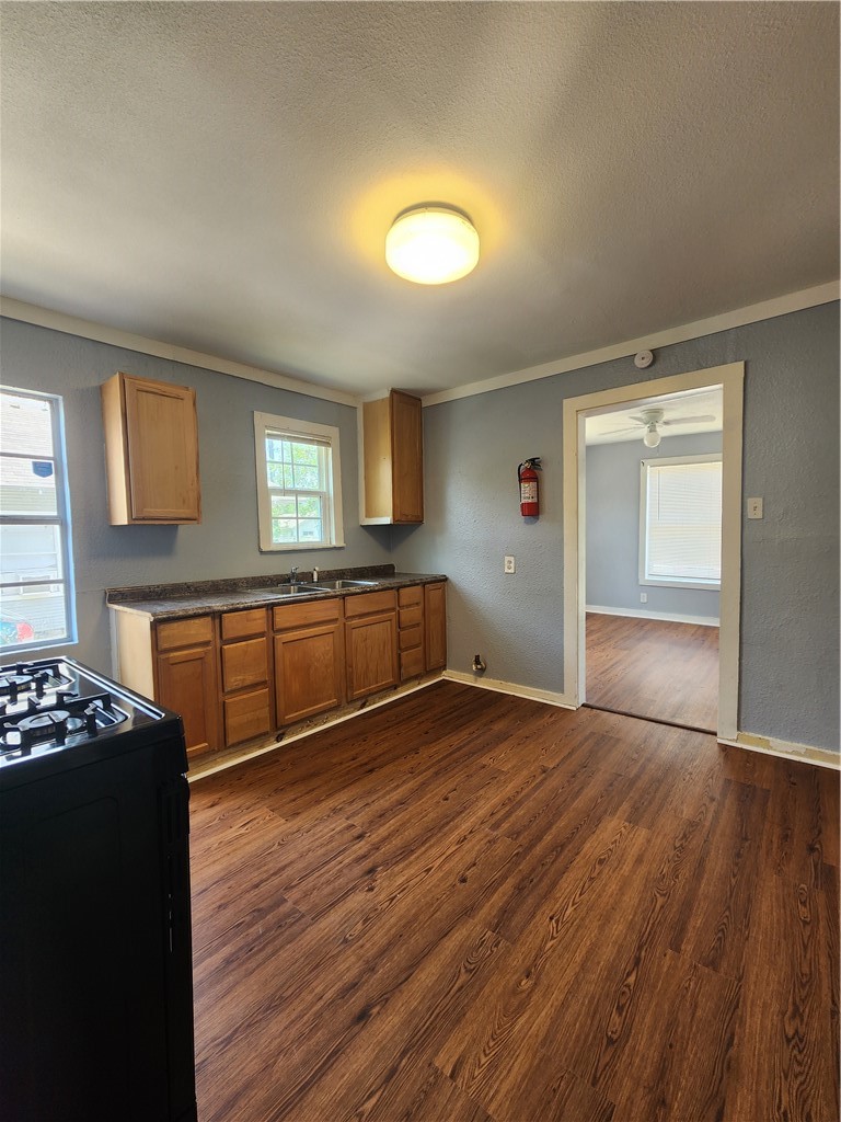 1109 14th St Property Photo 5