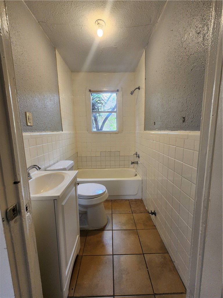 1109 14th St Property Photo 8
