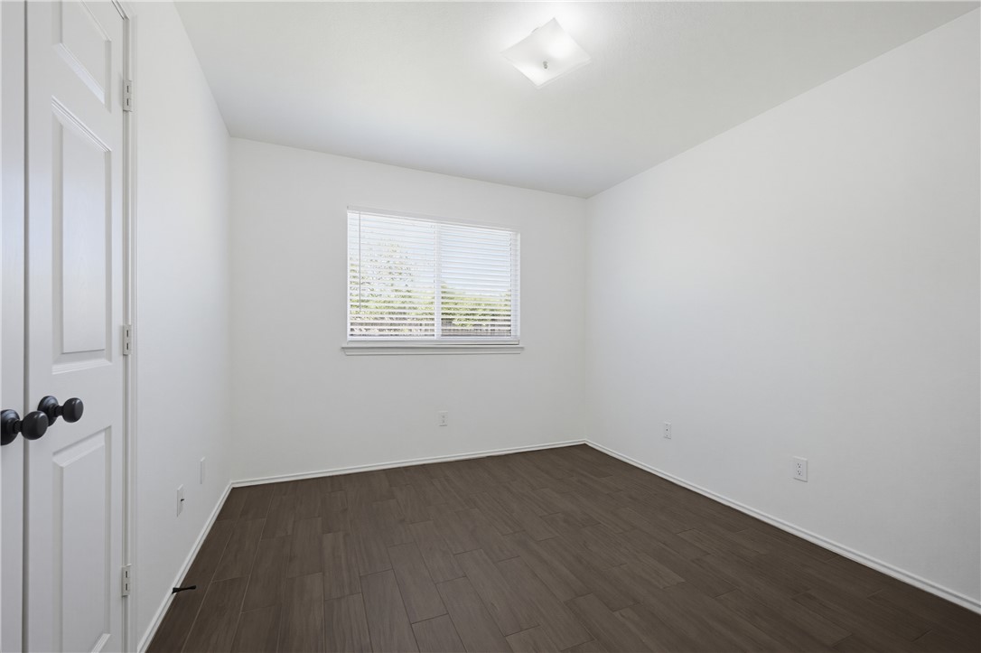 7846 Calgary Dr Property Photo 5