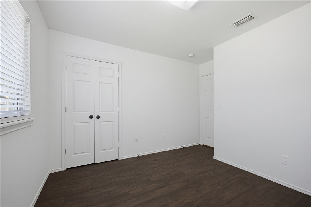7846 Calgary Dr Property Photo 8