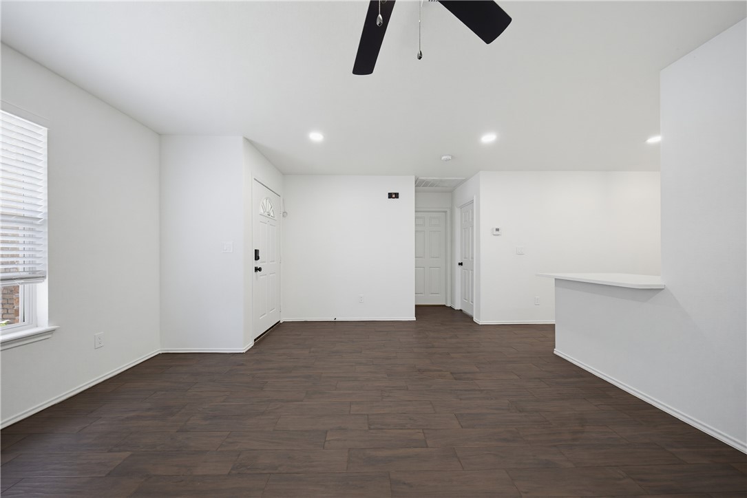 7846 Calgary Dr Property Photo 15