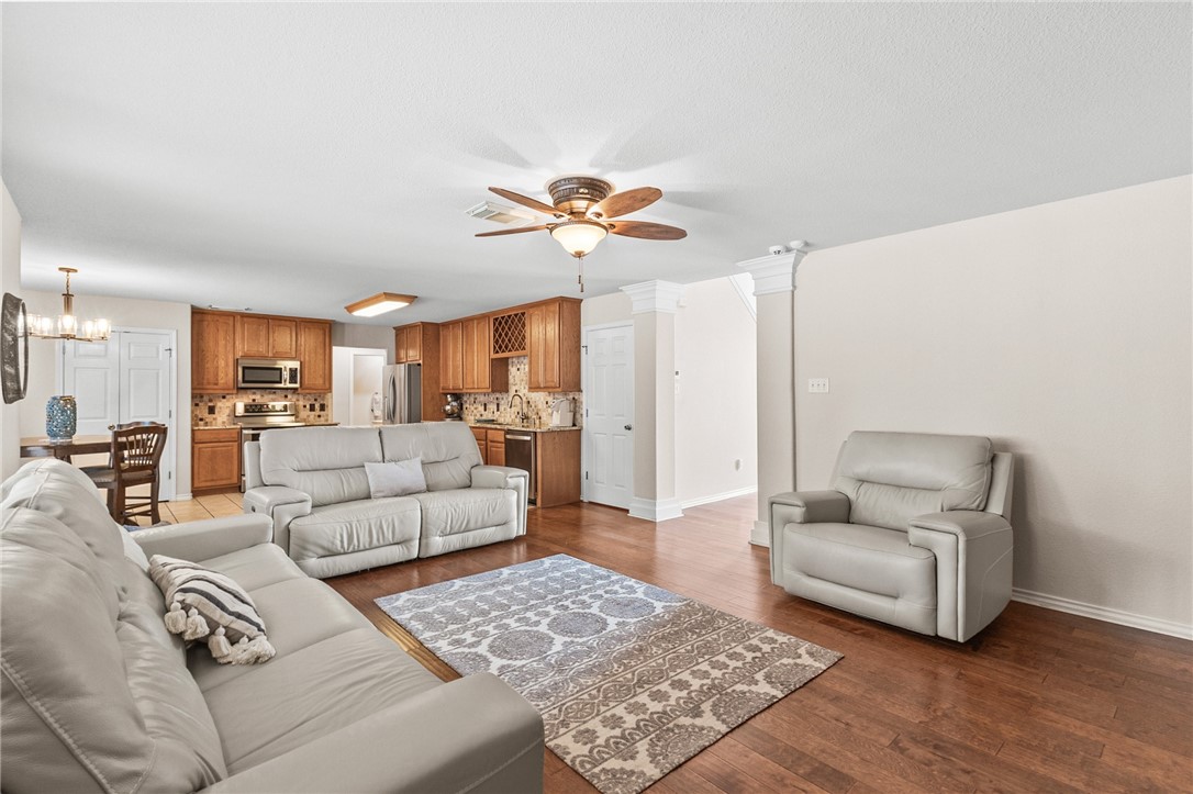 7629 Cold Springs Dr Property Photo 8