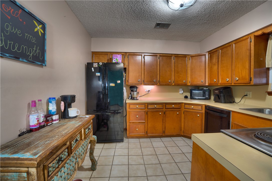 365 County Road 1341 Property Photo 5