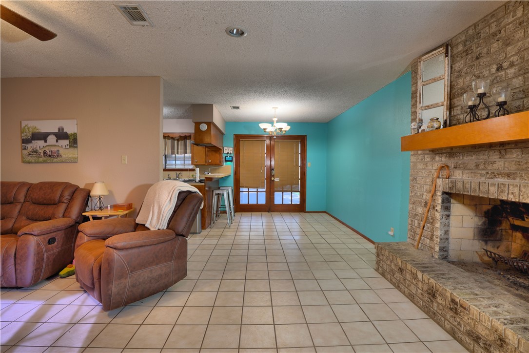 365 County Road 1341 Property Photo 7