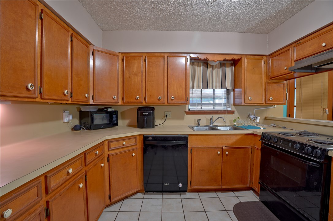 365 County Road 1341 Property Photo 9