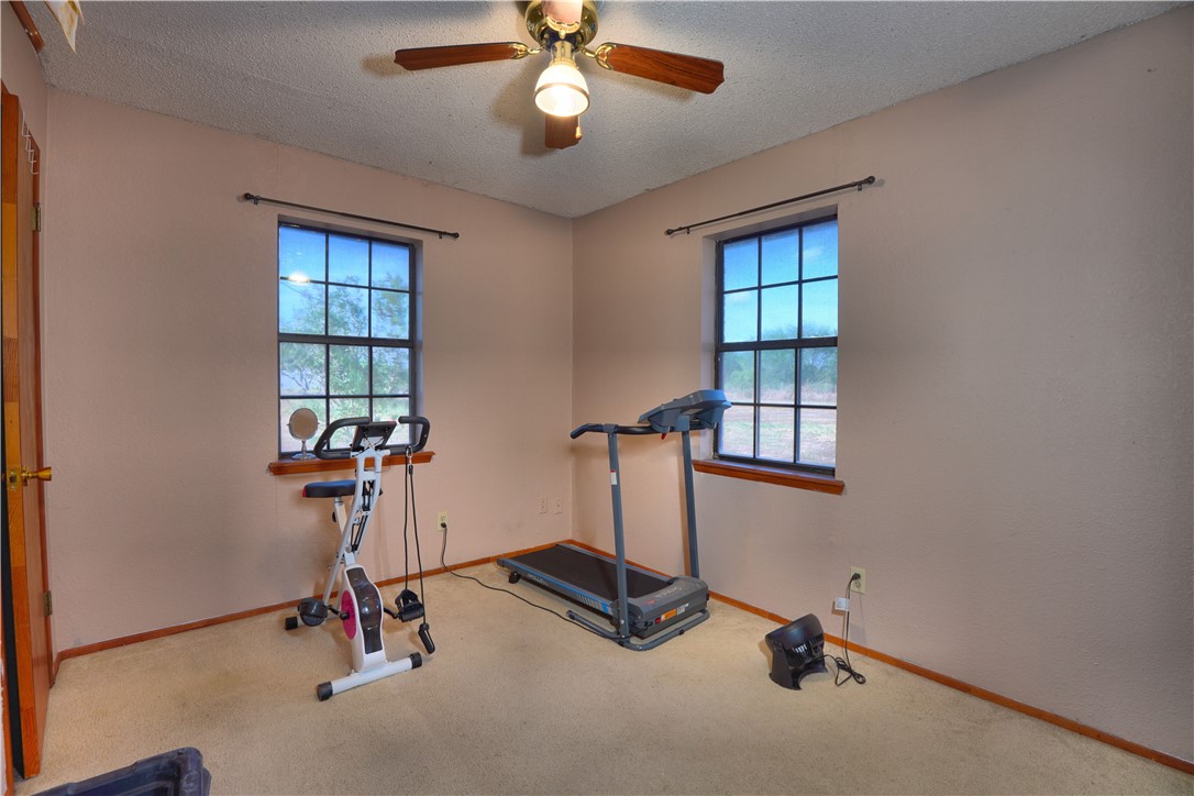 365 County Road 1341 Property Photo 23