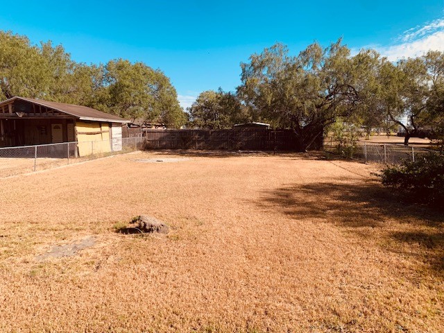 221 1/2 W Corral Ave Property Photo 7