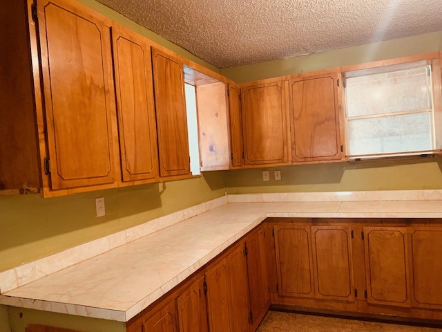 221 1/2 W Corral Ave Property Photo 12