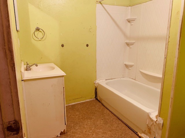 221 1/2 W Corral Ave Property Photo 14