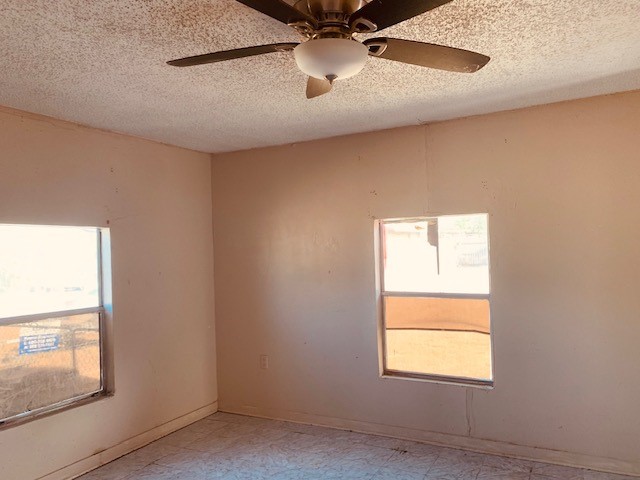 221 1/2 W Corral Ave Property Photo 16