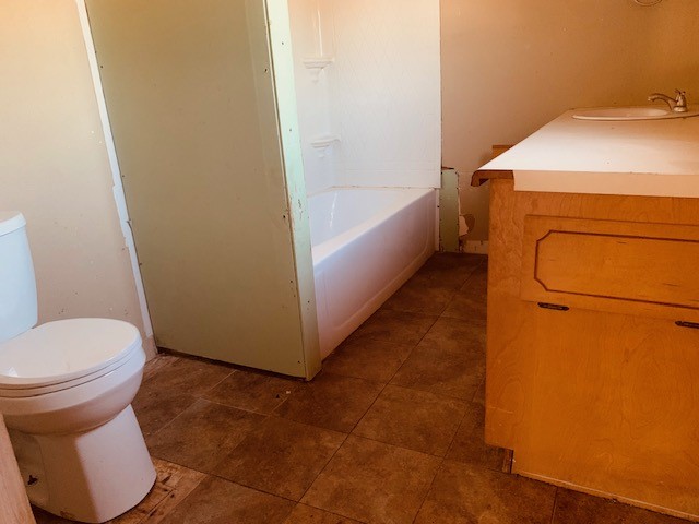 221 1/2 W Corral Ave Property Photo 17