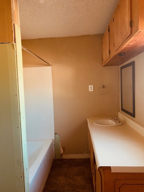 221 1/2 W Corral Ave Property Photo 18