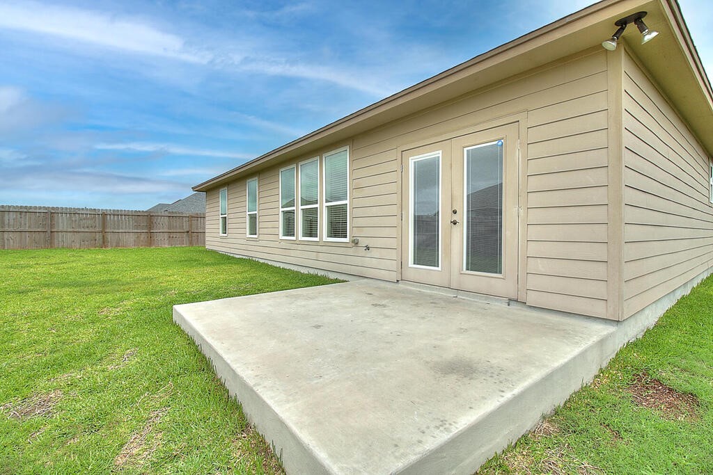 3502 De Zevala St Property Photo 35