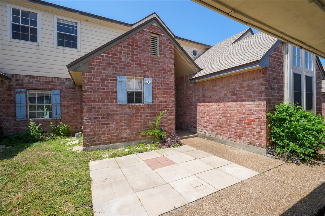 1001 W Bayview Blvd O Property Photo 1