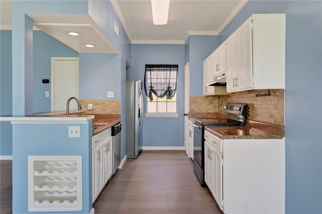 1001 W Bayview Blvd O Property Photo 11