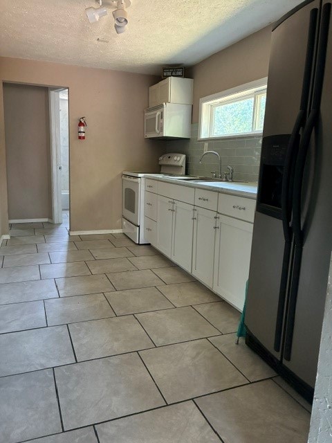 1239 E Kleberg Ave Property Photo 5