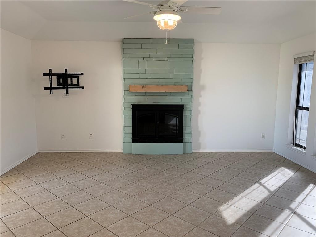 15334 Barataria Dr Property Photo 3