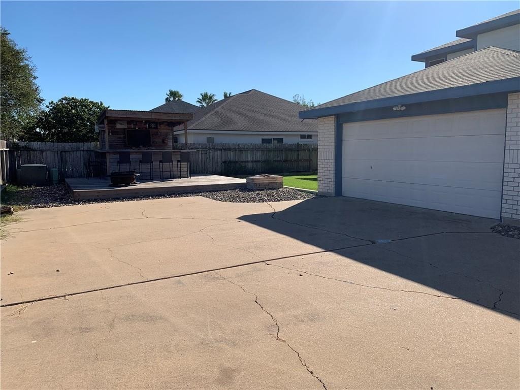 15334 Barataria Dr Property Photo 16
