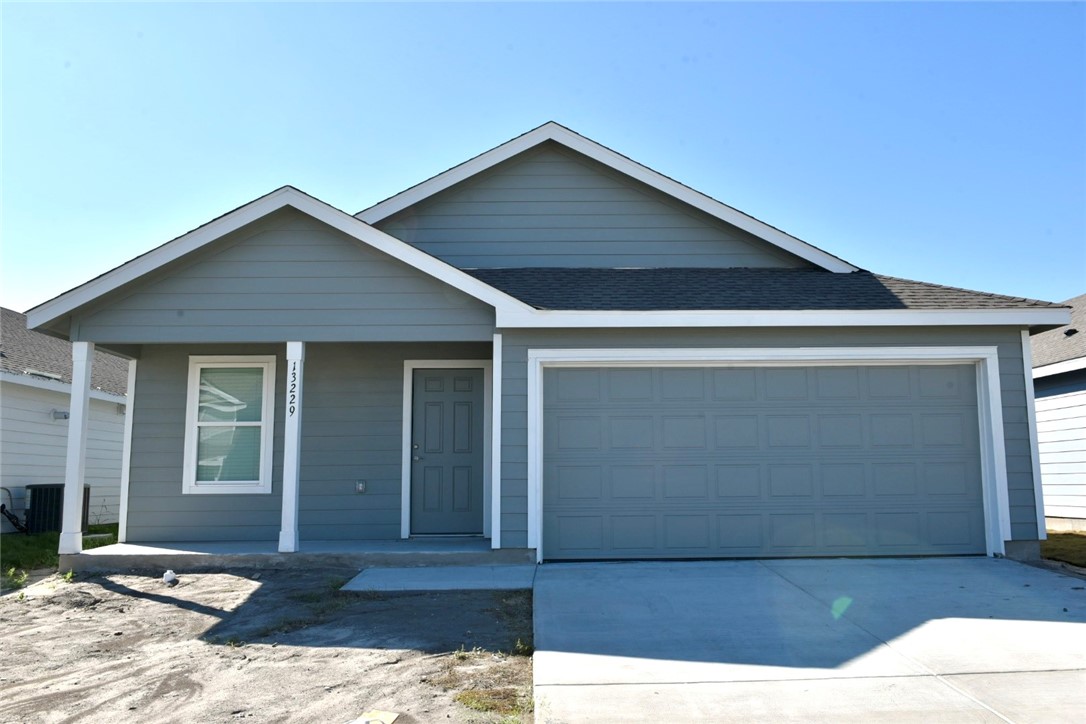 13229 Silverado Dr Property Photo 1