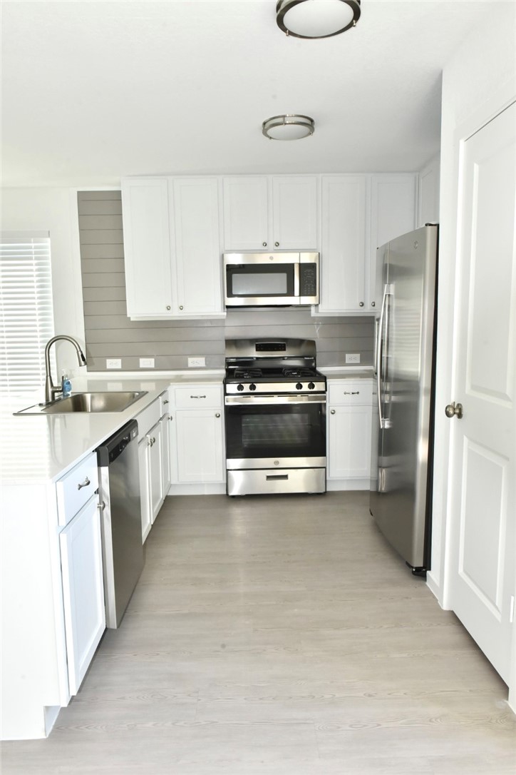 13229 Silverado Dr Property Photo 6