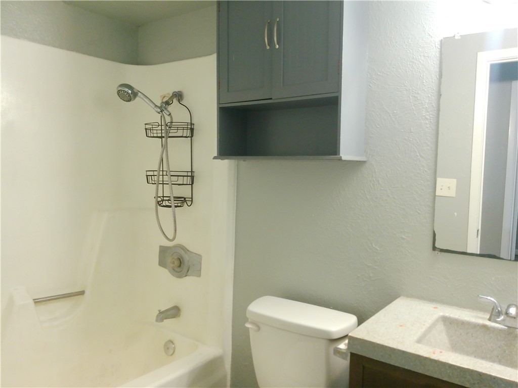 2026 Waldron 107 Property Photo 7