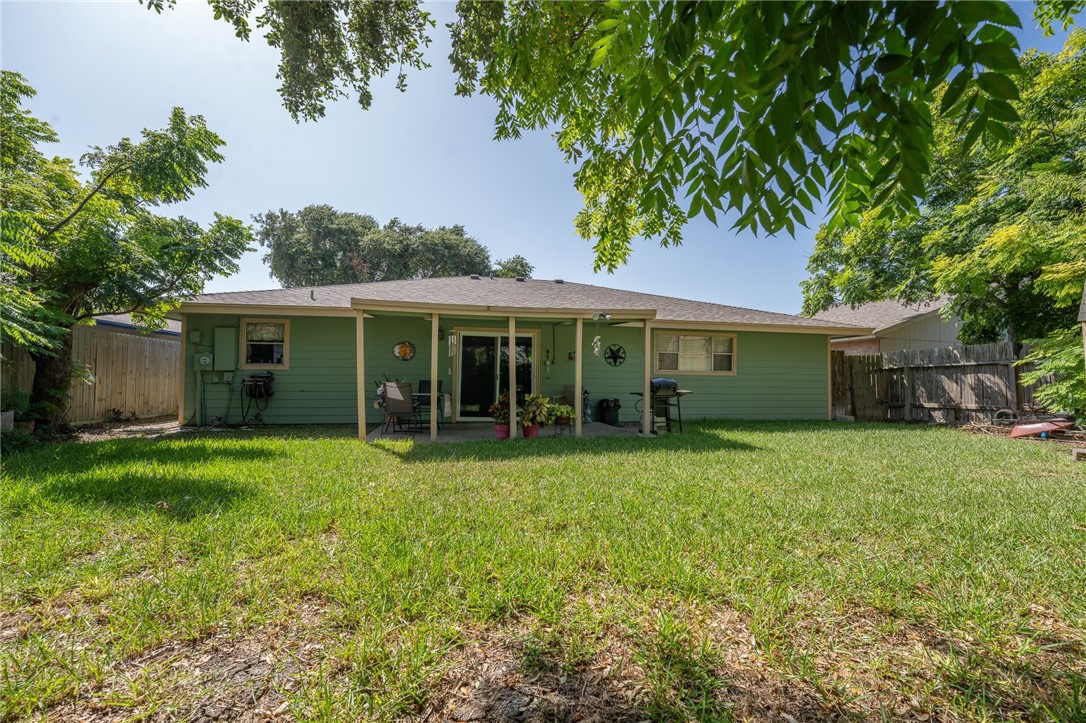 1810 Silver Sands Dr Property Photo 28