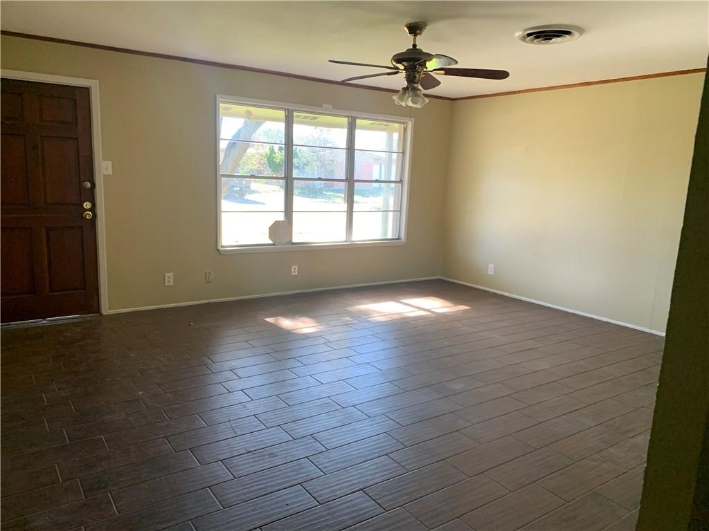 6026 Orms Dr Property Photo 7