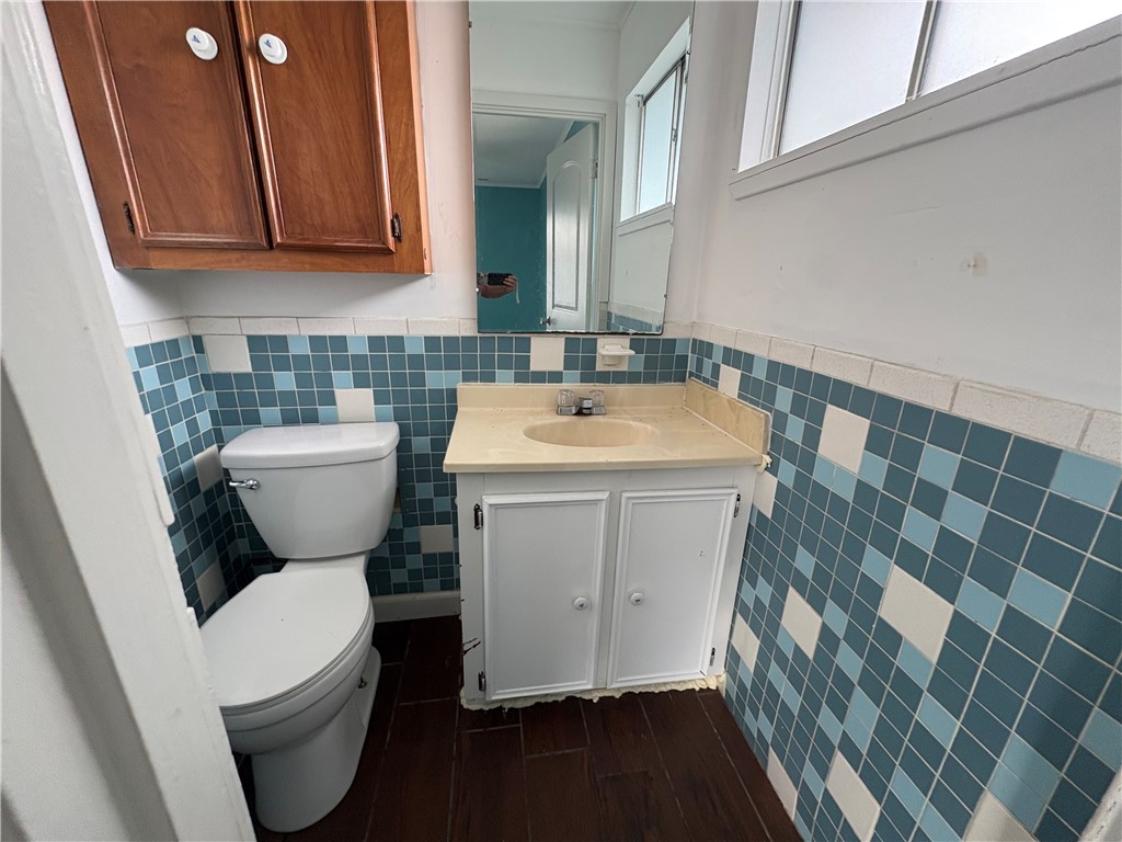 6026 Orms Dr Property Photo 9