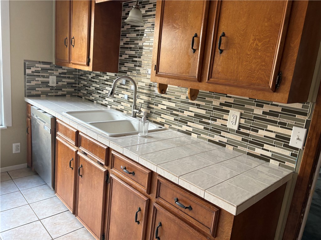 6026 Orms Dr Property Photo 11