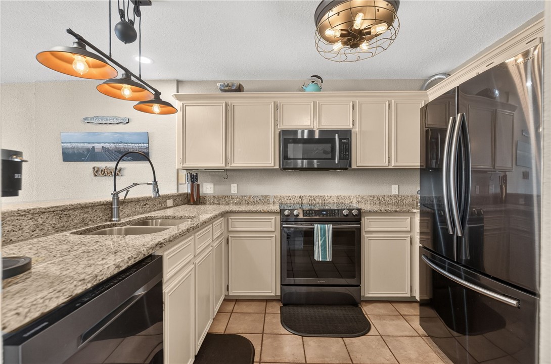 15314 Bonasse Ct A Property Photo 7