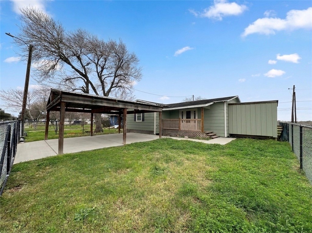 1202 Main Dr Property Photo 1