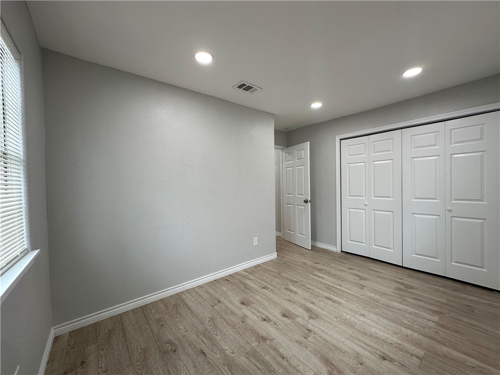 1202 Main Dr Property Photo 12
