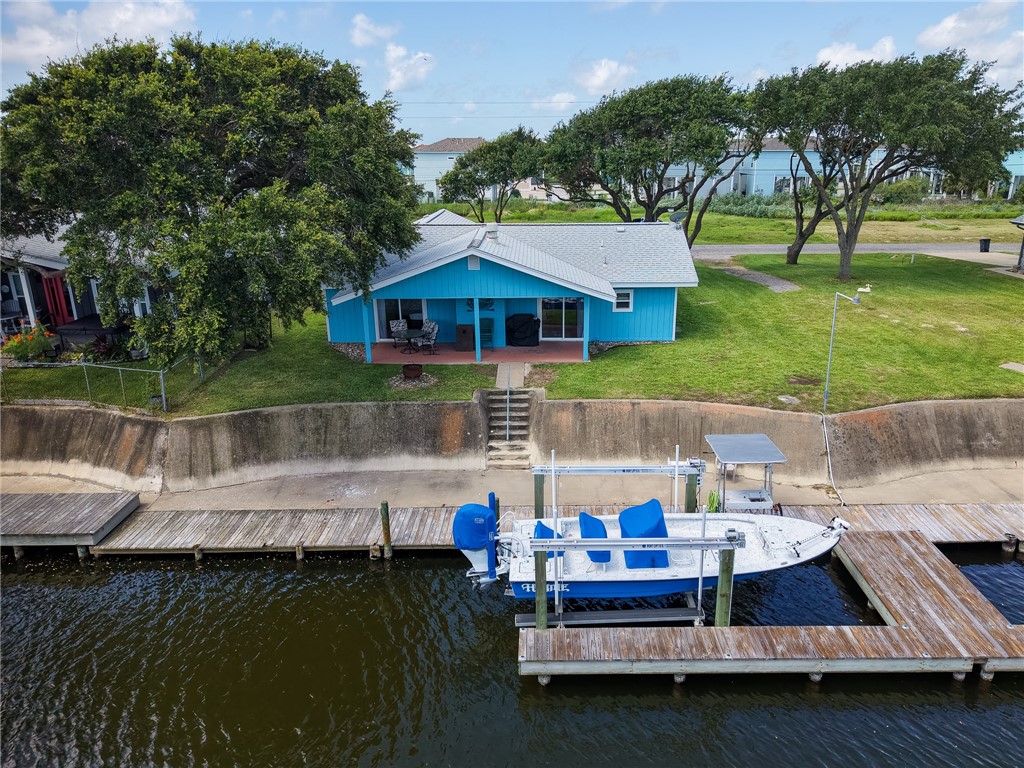 128 Palm Dr Property Photo 1