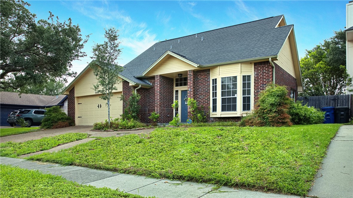5106 Cavendish Dr Property Photo 2
