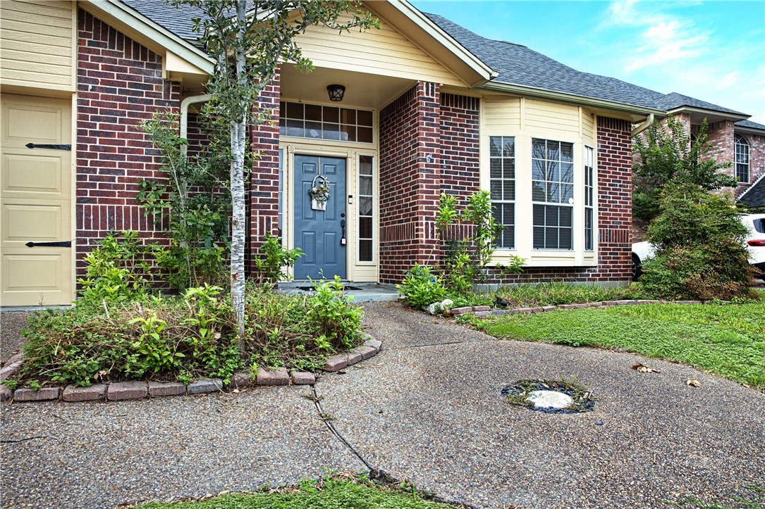 5106 Cavendish Dr Property Photo 3