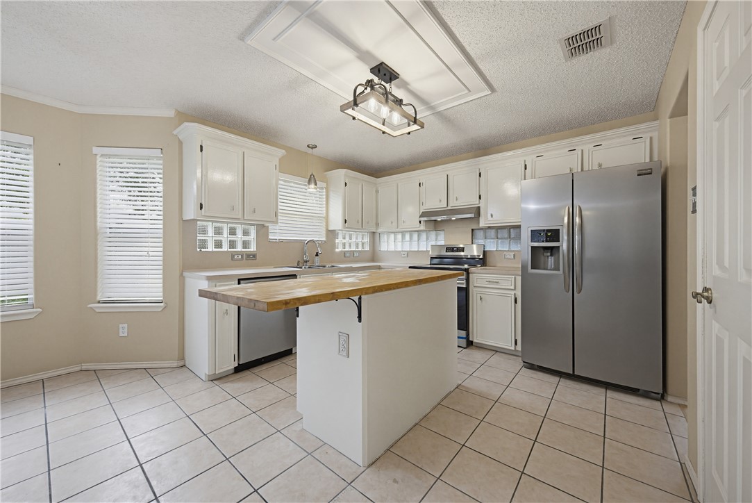 5106 Cavendish Dr Property Photo 11