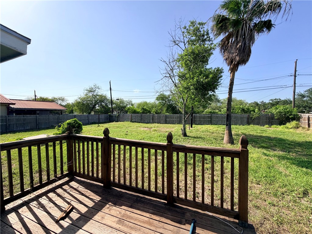 1130 E Ave A Ave Property Photo 14