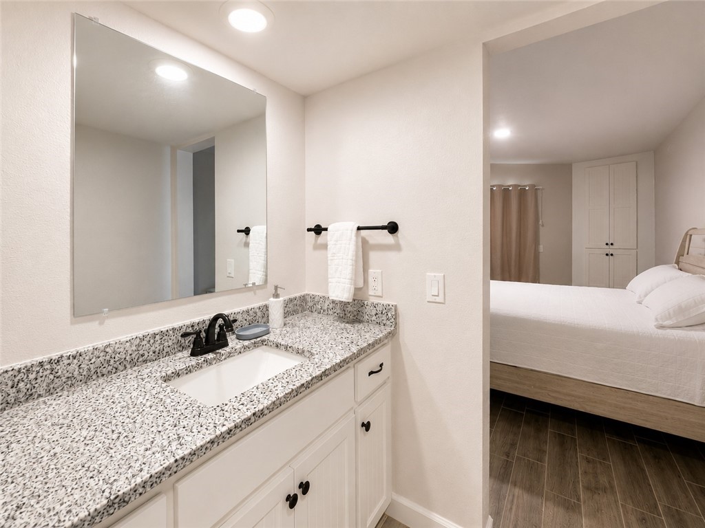 480133 Property Photo 14