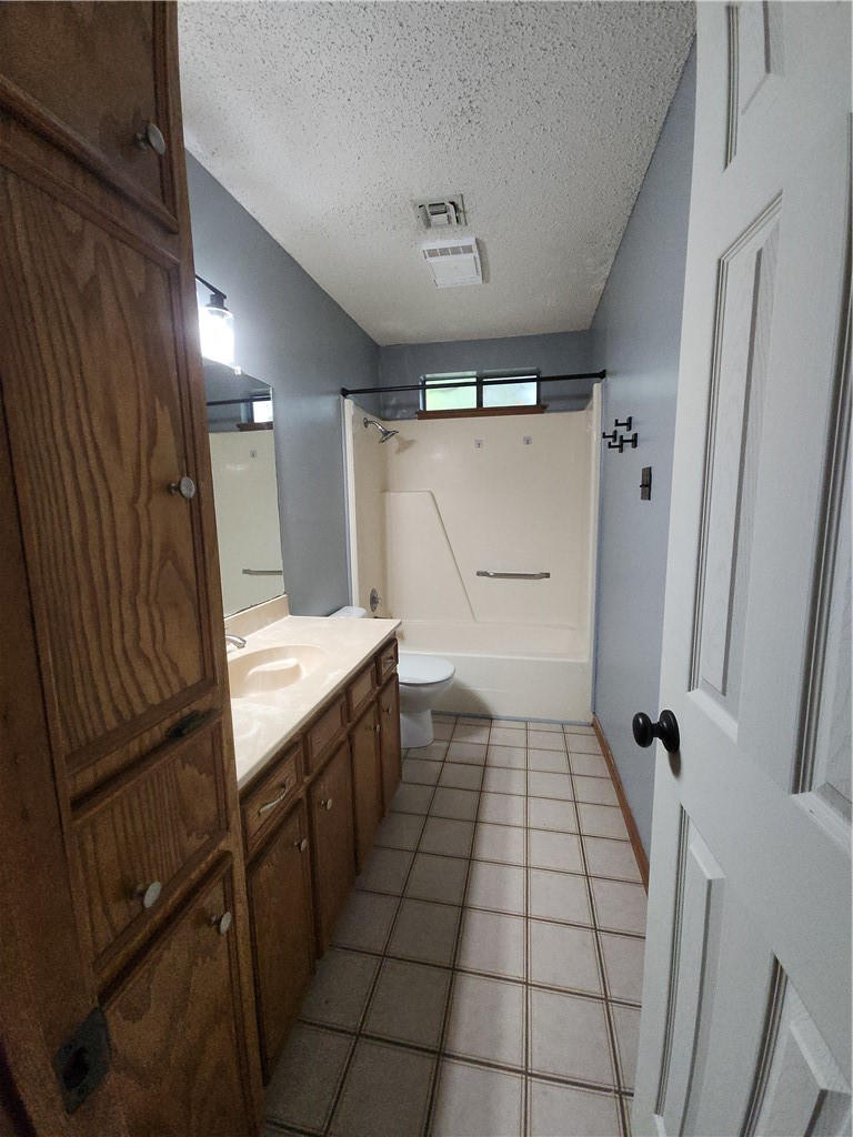 5221 Cromwell Dr Property Photo 10