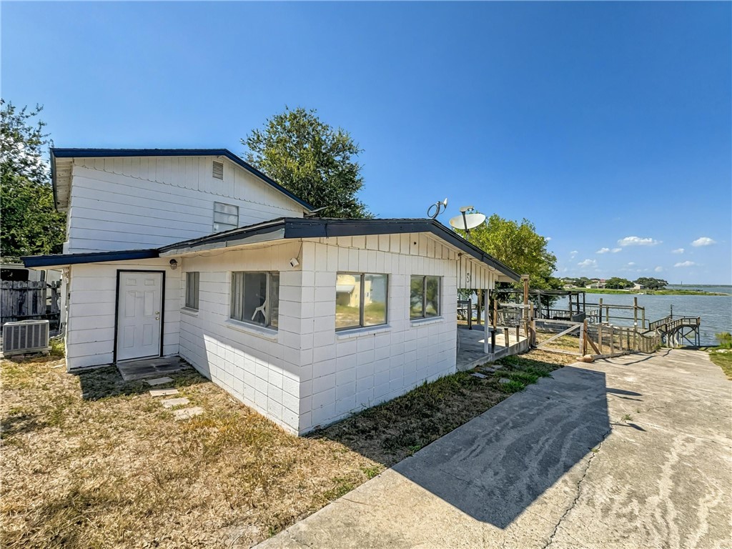 196 E Lake View Trai Property Photo 2