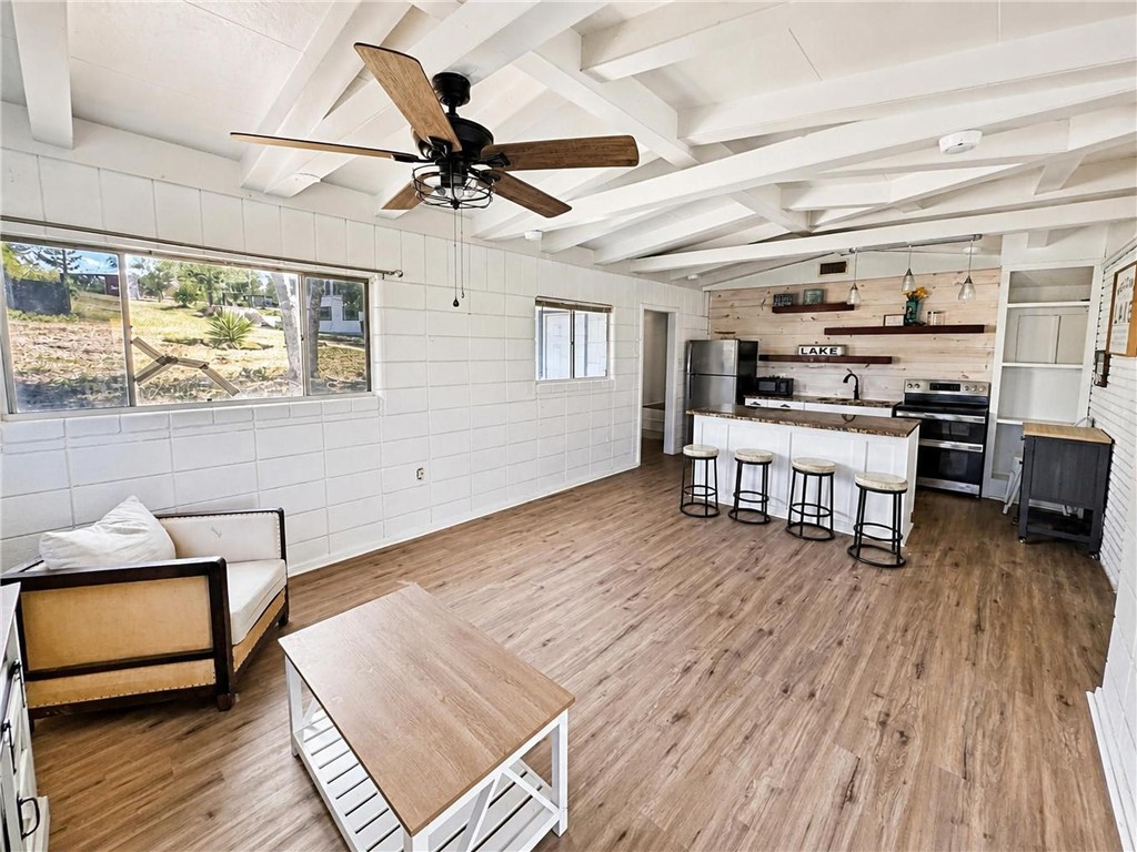 196 E Lake View Trai Property Photo 7