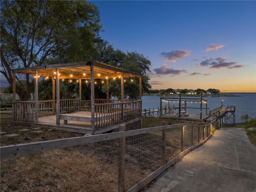 196 E Lake View Trai Property Photo 32