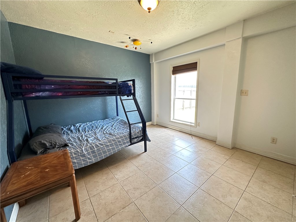 130 Causeway St Property Photo 9