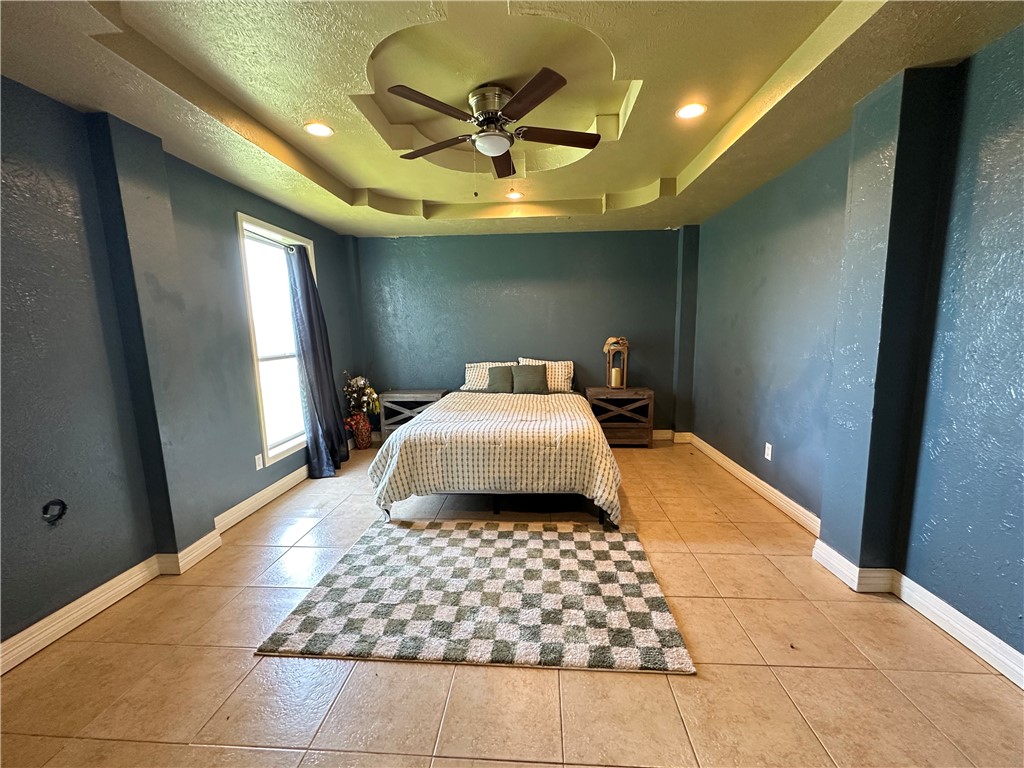 130 Causeway St Property Photo 10