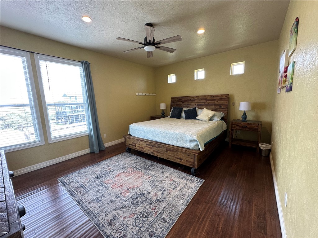130 Causeway St Property Photo 14